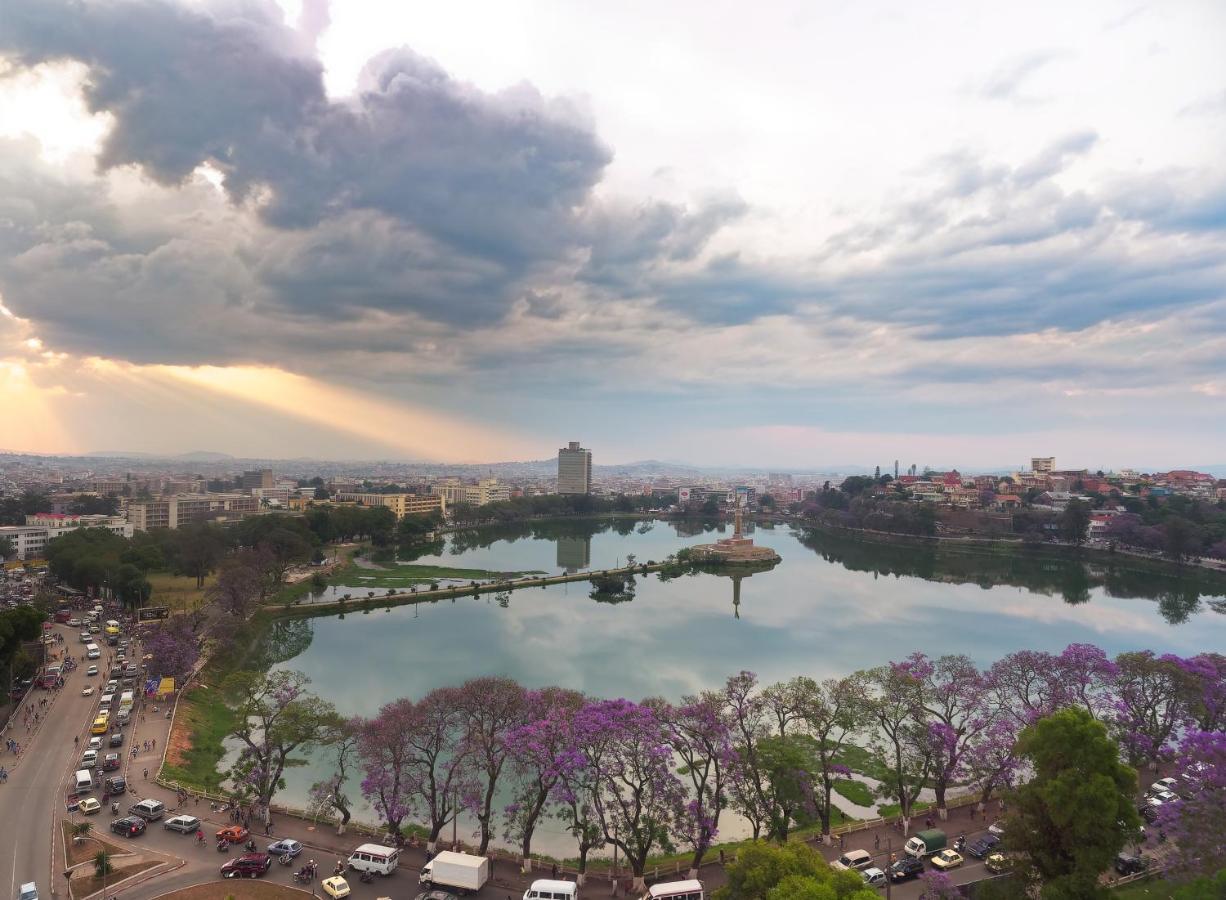 Отель Carlton Madagascar Антананариву Экстерьер фото